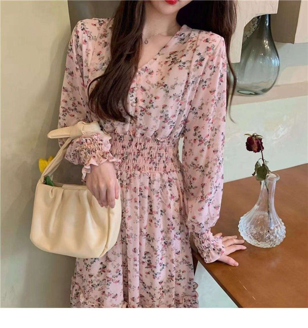 ピンクコーデ 花柄シフォンロングピンクワンピース