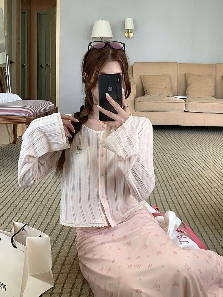 ピンクコーデ 花柄シフォンロングスカート