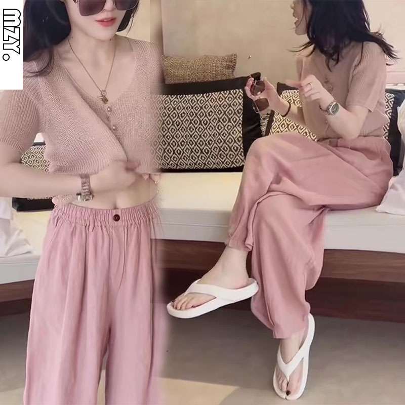 ピンクコーデ 薄手ショート丈リブカーディガン